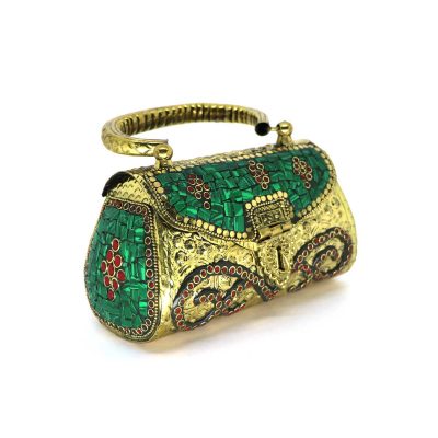 clutch-08-01 clutch-08-01